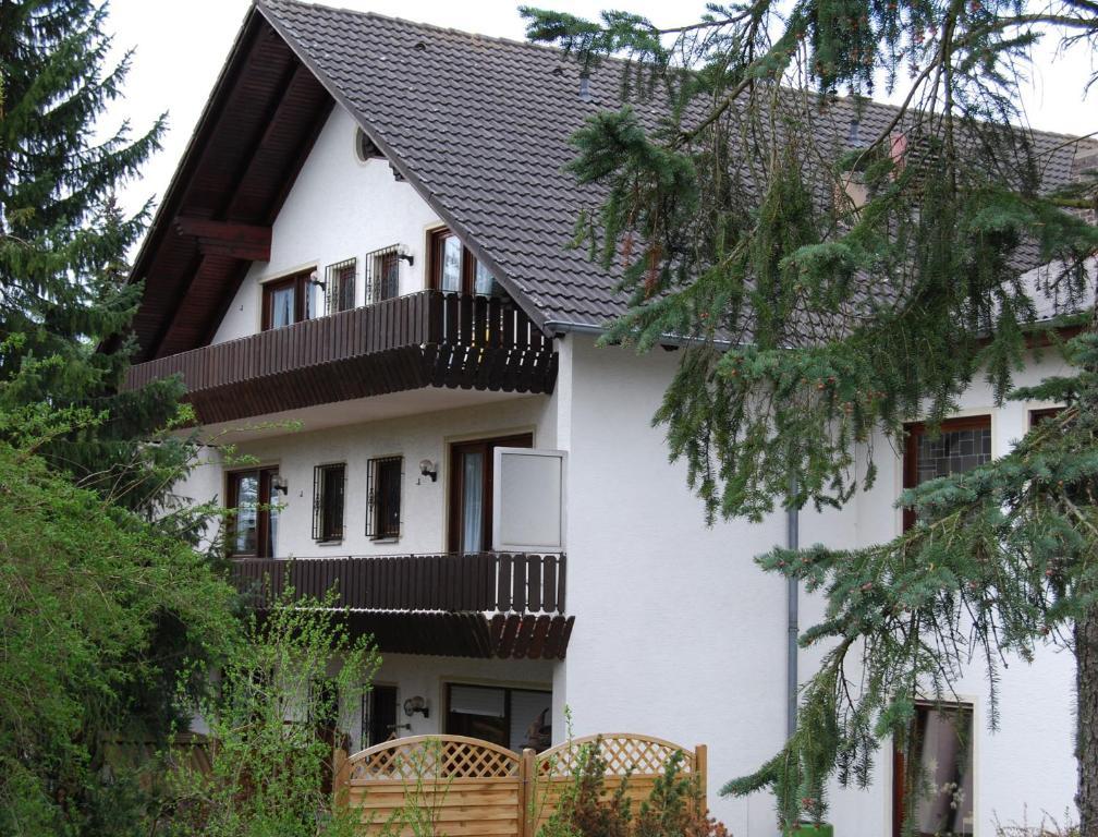 Landhotel Sonneneck - Breuna Im Naturpark Esterno foto